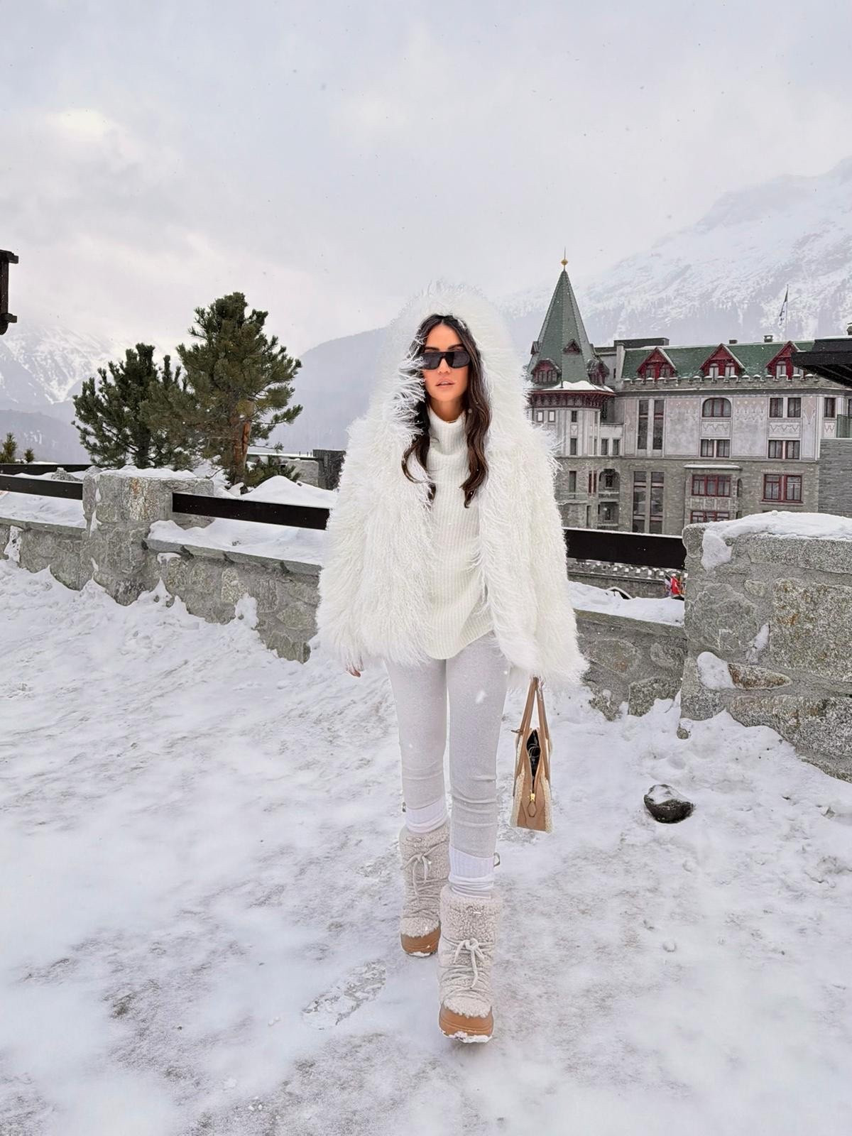 I love wearing white outfits in the snow.❄️

#LTKootd #LTKSeasonal