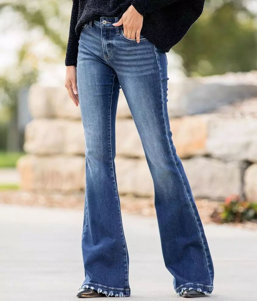 Signature Mid-Rise Flare Stretch Jean | Buckle
