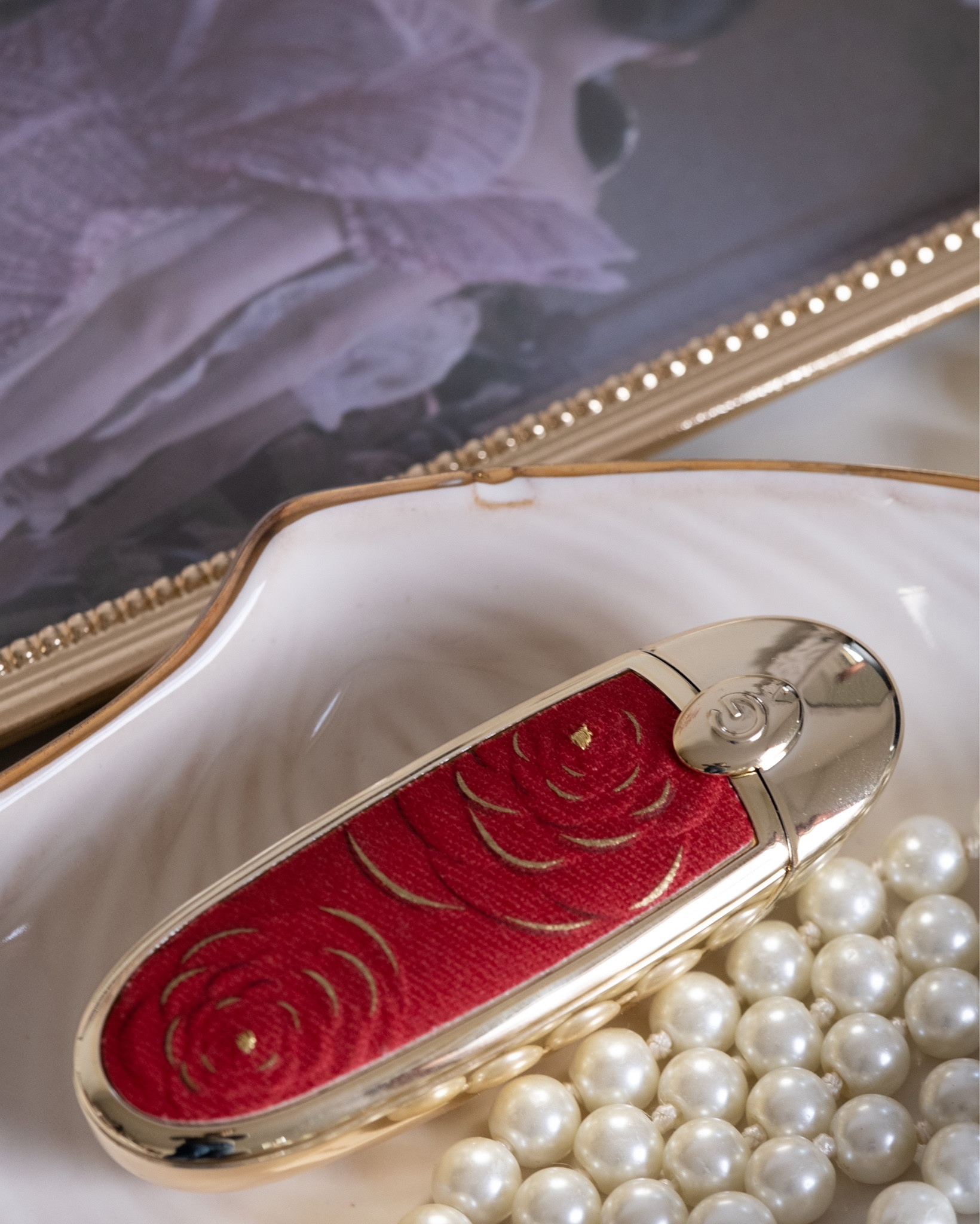 I haven’t seen a more beautiful lipstick case in my life than the Guerlain limited edition blooming denim in red rose! 🌹
I was in between buying the red or pink case but ended up with the red because it stole my heart! I bought the lipstick shade 777 and can’t wait to wear it! ☺️
What’s your favourite lipstick lately?

#LTKBeauty