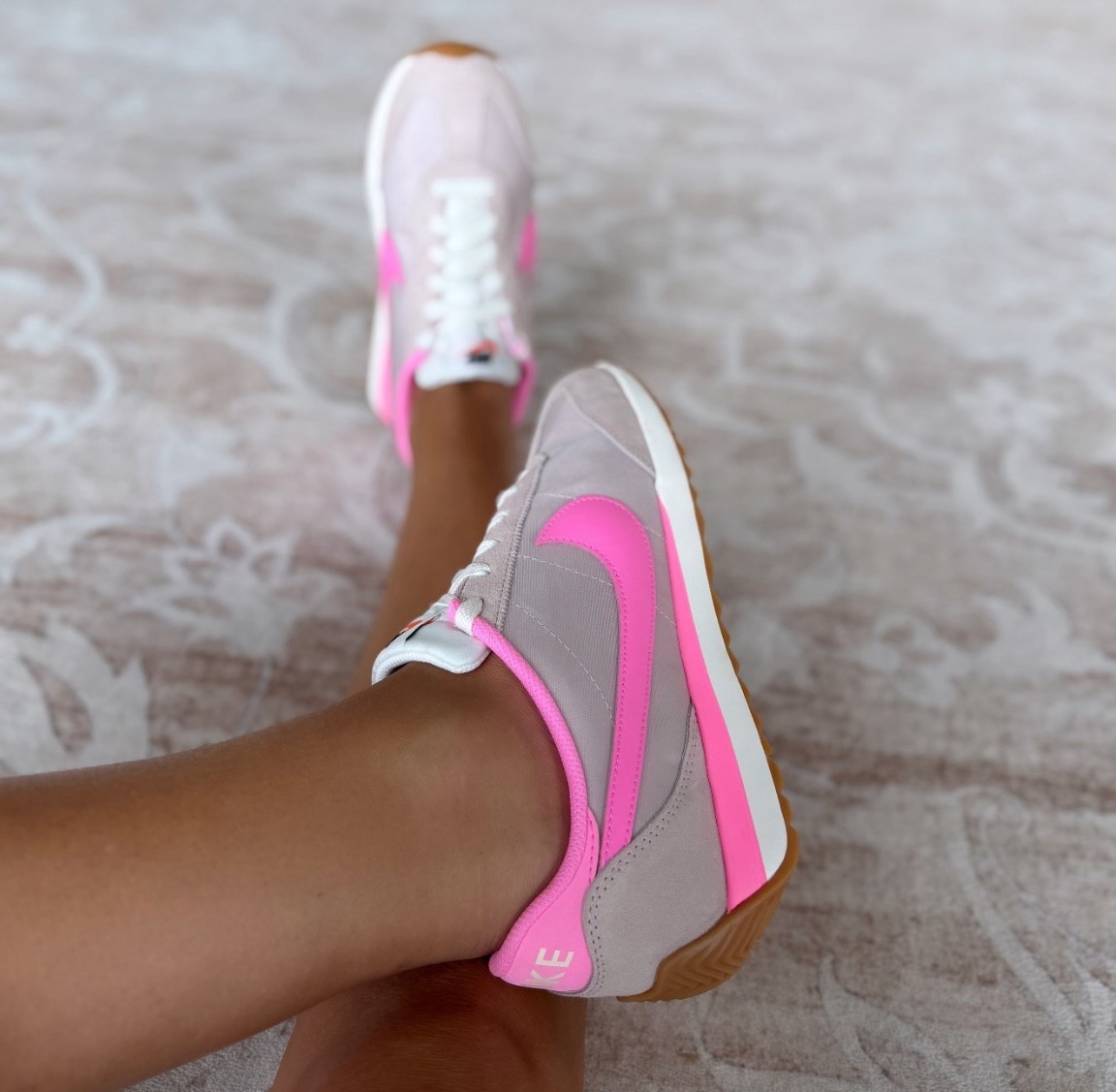 Nike sneakers 

#LTKOver40 #LTKU #LTKmomlife