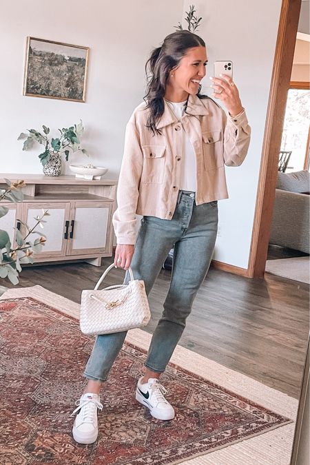 Corduroy cropped jacket and Levi jeans! Casual spring outfit

Woven purse is an Amazon find!

Small in cropped jacket & seamless top. Nike sneakers & jeans fit tts

Spring outfits 
Casual outfit 
Casual outfits 
White purse 
Spring jacket
Amazon fashion 
White sneakers 

#LTKshoecrush #LTKitbag #LTKstyletip