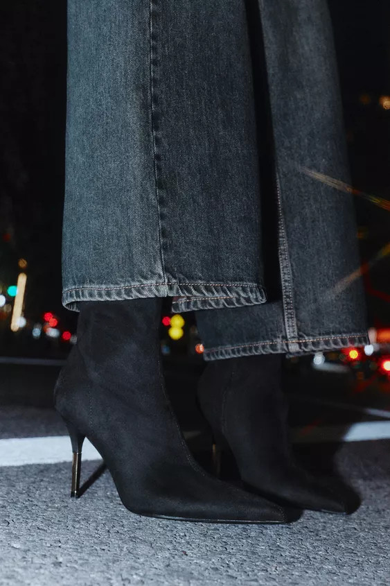 METALLIC HEEL ANKLE BOOTS | Zara US