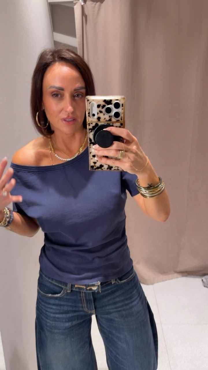Come try on the latest Zara finds with me! From elevated basics to chic statement pieces, these are the styles currently catching my eye. Which look is your favorite? 🤍

Everything is linked on my LTK so you can shop the finds!

#Zara #ZaraHaul #ZaraTryOn #ZaraFinds #LTKStyle #LTKFashion #FashionFinds #OutfitInspo #AffordableFashion #EverydayStyle