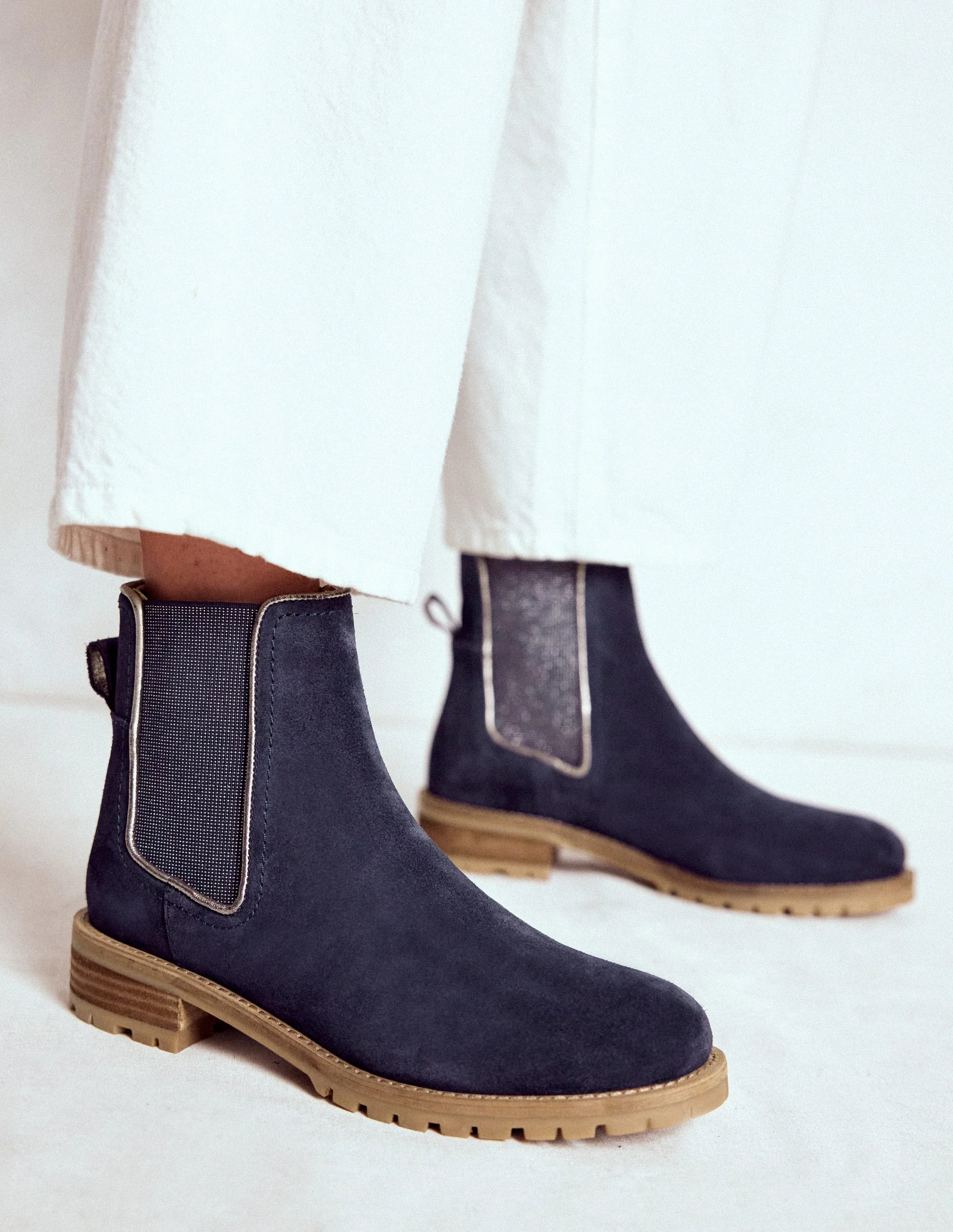 Freya Chelsea Boots-Navy | Boden UK