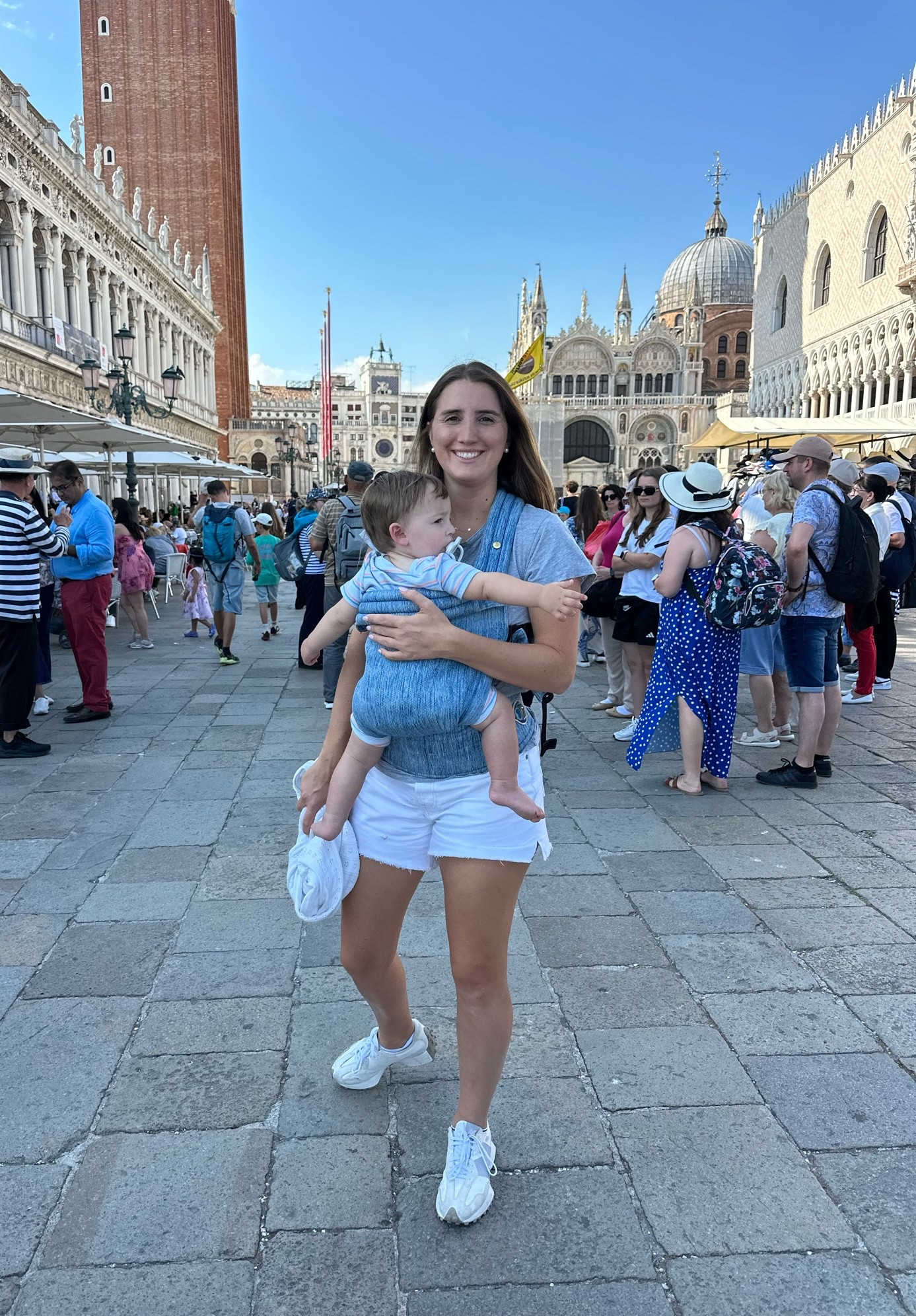 Travel day Venice Italy outfit!

#LTKmomlife #LTKTravel #LTKSaleAlert