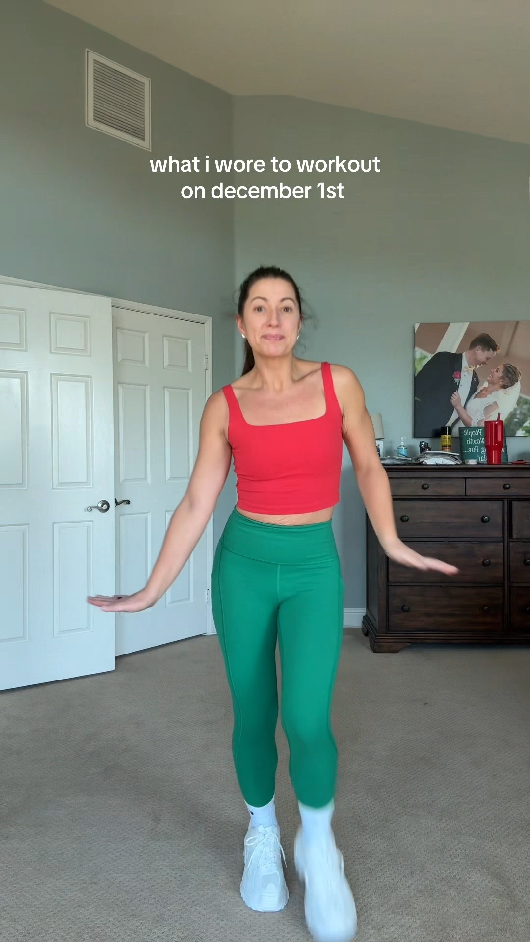 today’s workout fit was giving full 🎄christmas spirit core🎄 and honestly… it made leg day feel festive. red on top, green on bottom, neutral chunky sneaker to keep me from sliding into the eggnog. simple. jolly. effective.

the crz yoga top is always such a win. the align leggings are my tried and true. and these amazon sneakers? surprisingly comfy and kind of perfect for holiday-themed gym chaos.

sizing:
top: small
leggings: size 4 in aligns
sneakers: 8.5


christmas gym outfit, holiday workout look, red and green activewear, crz yoga top review, lululemon align outfit, chunky sneakers amazon, festive fitness outfit, mom workout style, simple gym outfit ideas, colorful activewear inspo, holiday season gym outfits, cheerful workout clothes, comfy workout favorites

#LTKfitnessgoals #LTKootd #LTKHoliday