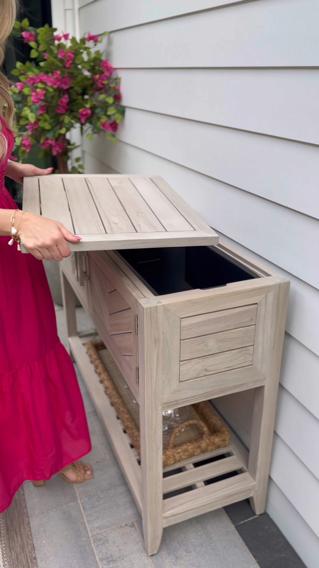 Spring front porch decor and patio entertaining with Frontgate! #frontgatepartner 

Frontgate has the most beautiful selection of classic decor for your outdoor spaces! This beverage console with built in cooler is the most amazing entertaining piece! And how pretty are these flowering topiaries and monogrammed doormat? Feeling fully ready to host and impress this season! #frontgate


#LTKSeasonal #LTKSaleAlert #LTKHome
