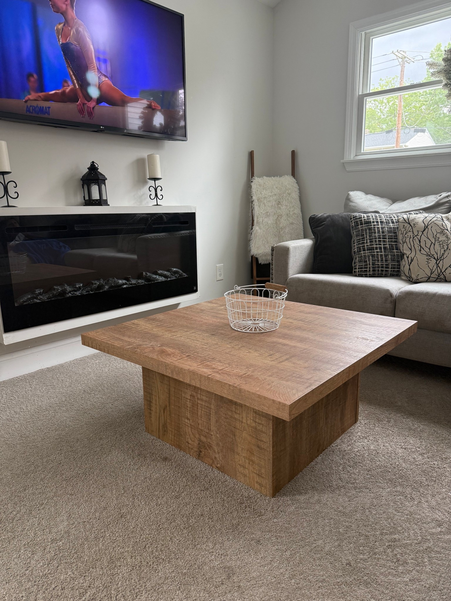 Coffee Table on sale and easy assembly 👌🏼

#LTKSaleAlert #LTKHome #LTKSummerEdit