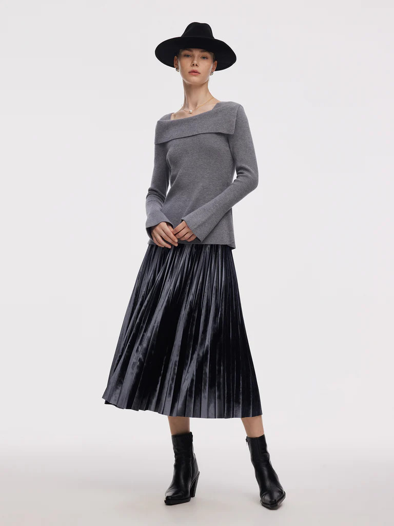 Knit Top And Pleated Skirt Two-Piece Set | GOELIA