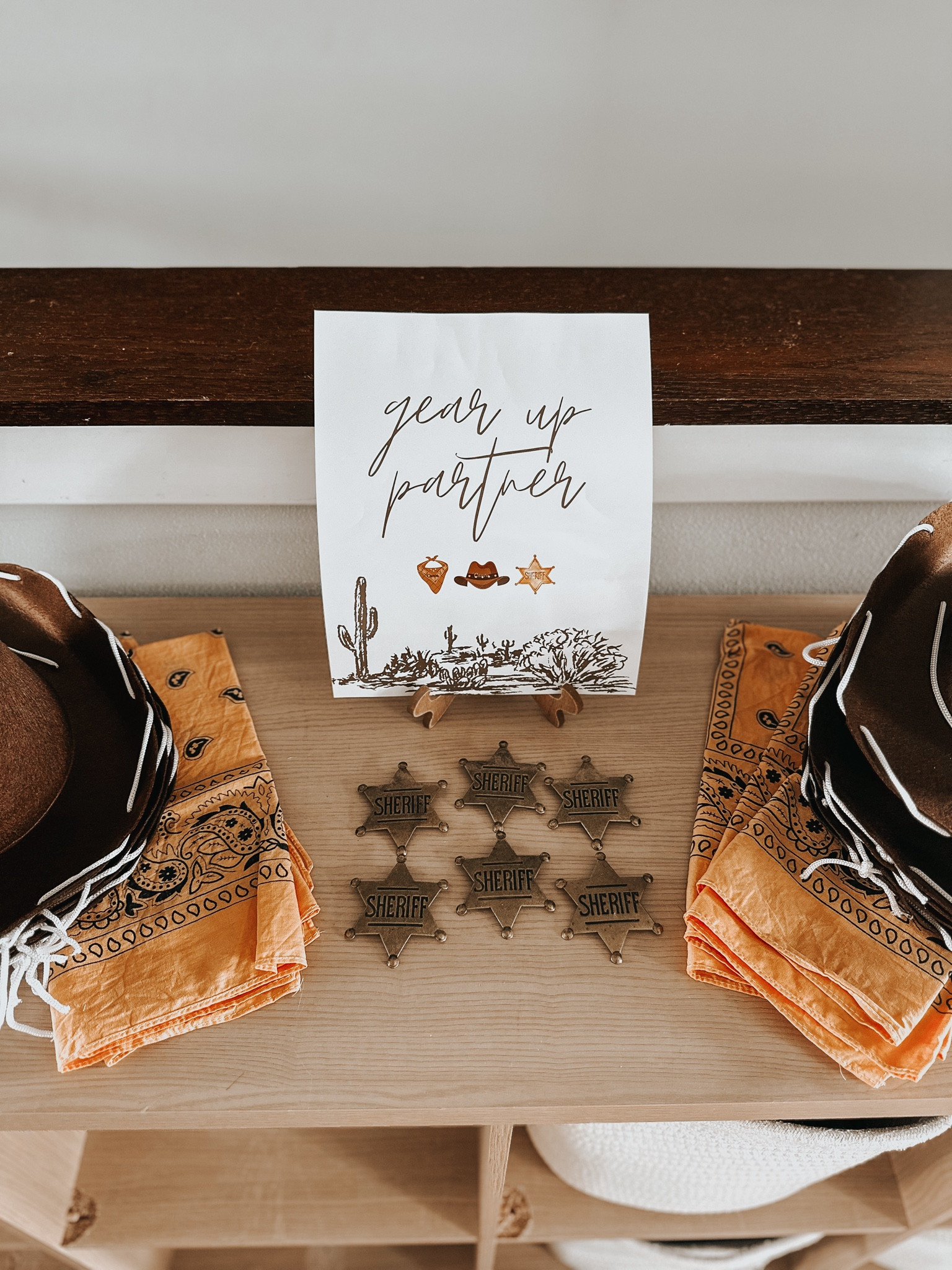 grayson’s fourth rodeo party favors🤠 cowboy hats, bandanas, sheriff badges