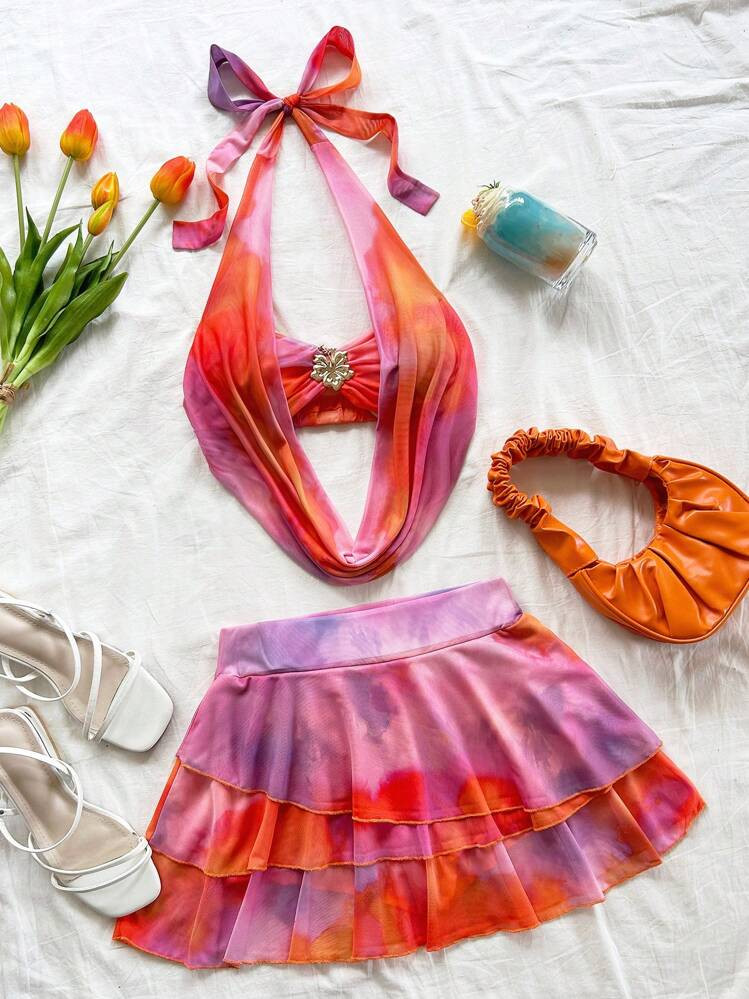 Soleia Women 2 Pieces Sunset Ombre Color Plunging Neck Floral Metal Buckle Decor Halter Top & Multi-Layered Ruffle Hem Mini Skirt Set, Casual Vacation, Beach, Cruise, City Holiday, Music Festival Boho Style Sunset Color Outfit Beach Outfits For Woman Skirt Set | SHEIN