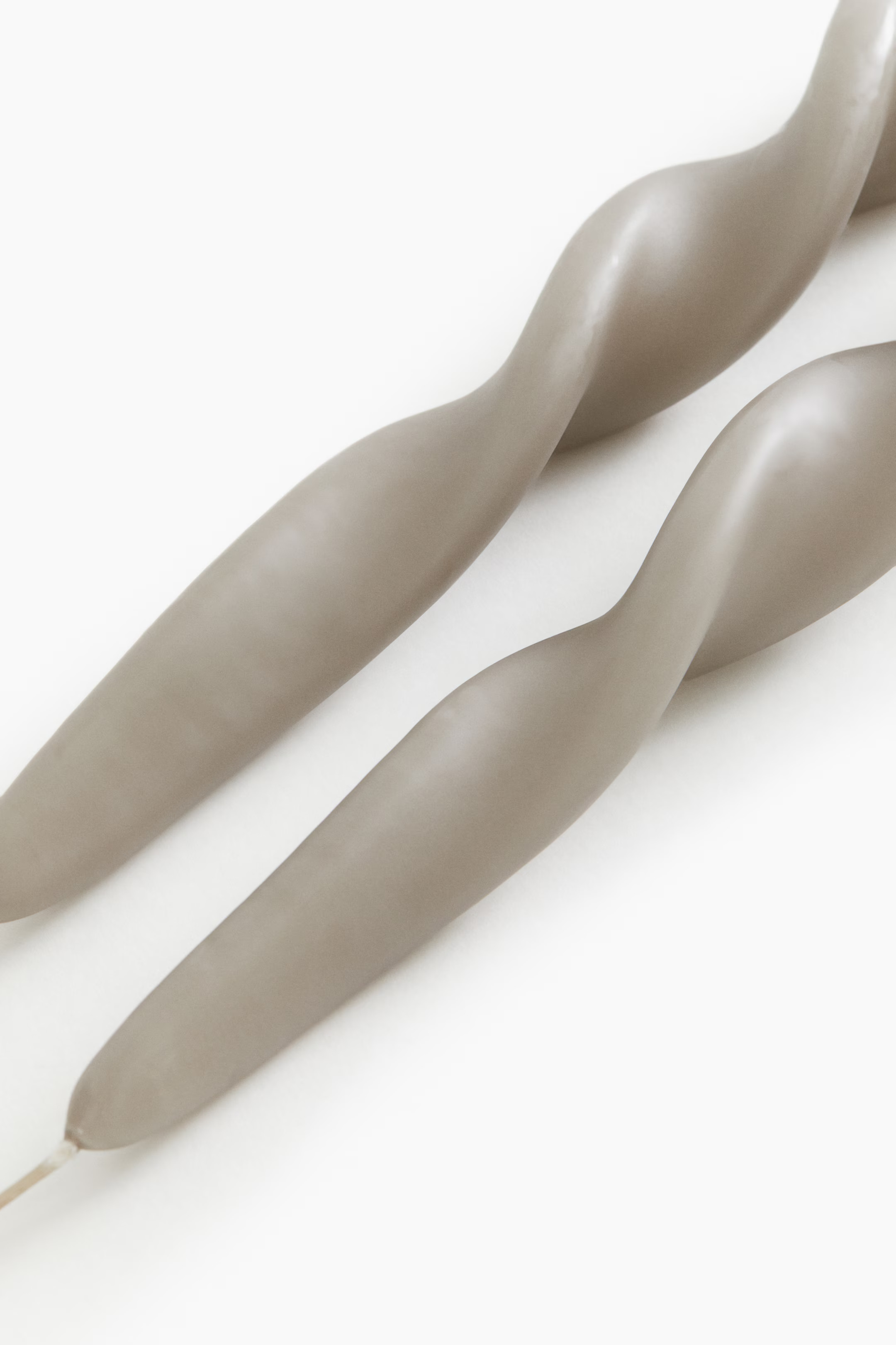 2-pack Spiral Taper Candles | H&M (US + CA)