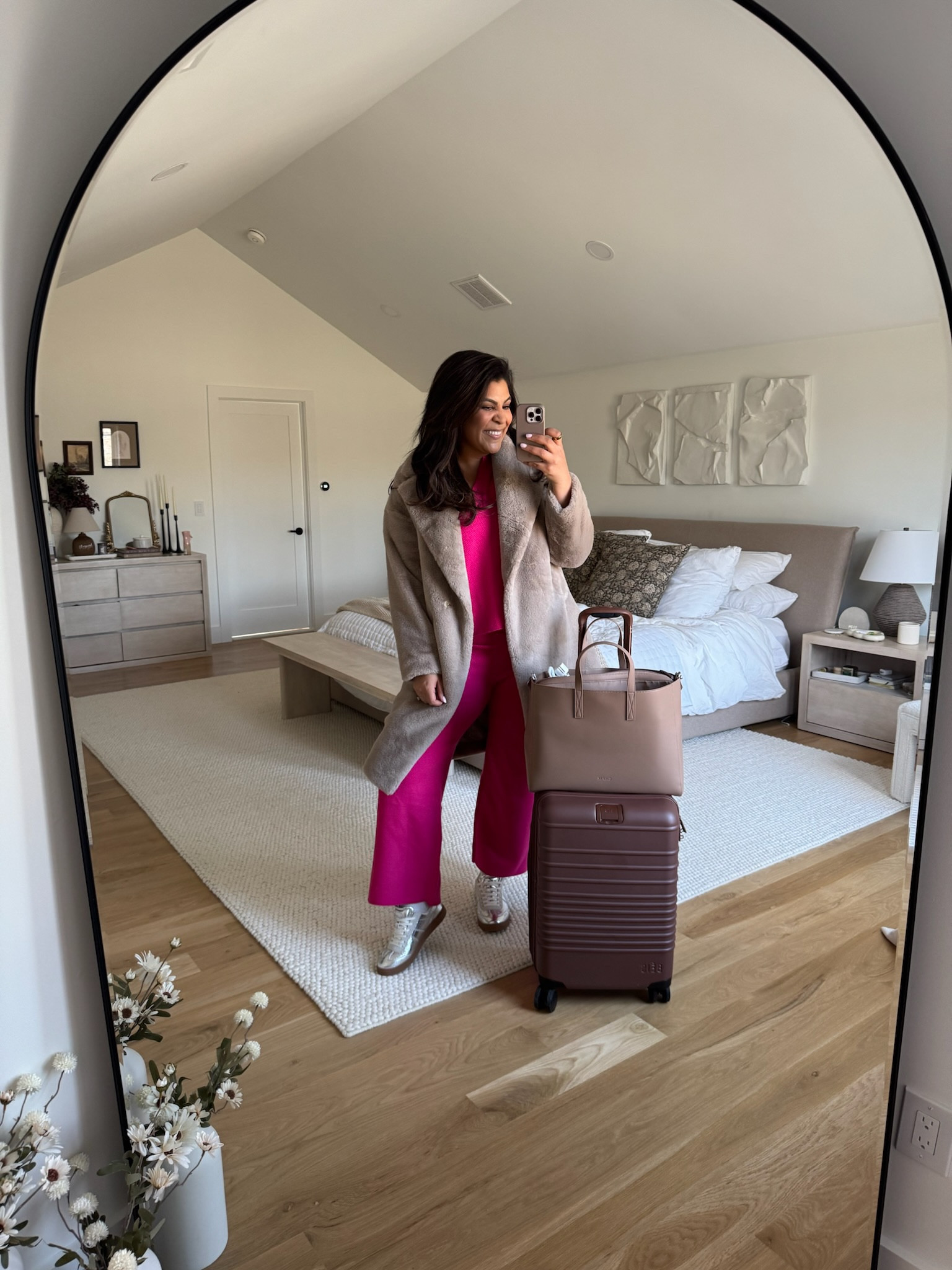 Midsize travel OOTD! Heading to the city for a fun event! 🗽💓 I’m wearing an XL in the set and the coat - I'm 5'9" 38D size 12/xl!


#LTKMidsize #LTKMostLoved #LTKTravel