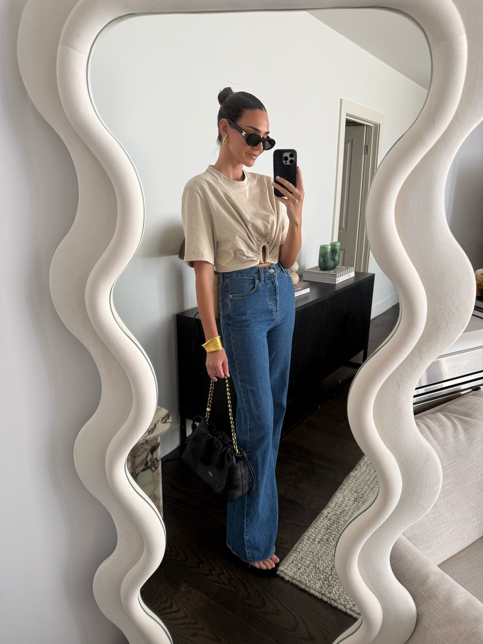 High waisted denim never fails: styled with a cropped tee, gold accessories & my black Loewe bag 

#LTKstyletip #LTKaustralia #LTKsummer
