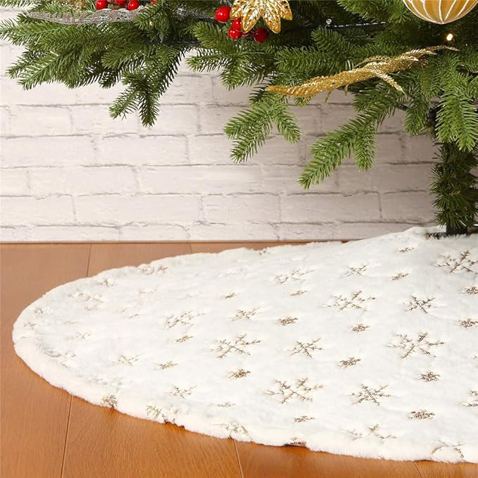 Christmas Sequin Tree Skirt 36in,White Soft Thick with Golden Snowflakes Decorations for 5FT 6FT ... | Amazon (US)