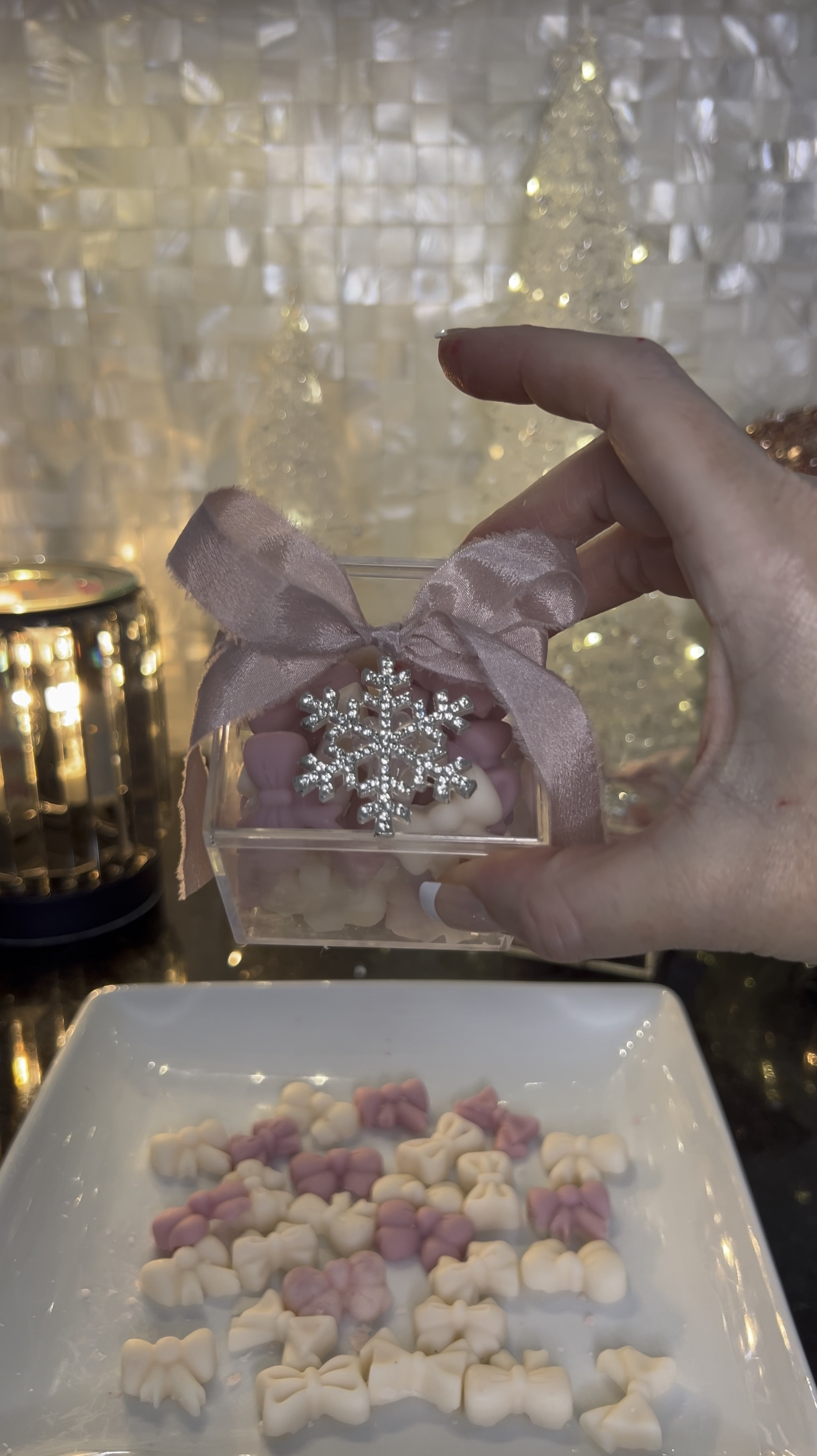 The cutest DIY 🎀 wax melts! Throw in a pretty candle warmer for a great gift idea! You can find a video tutorial on my IG page. 

#LTKGiftGuide #LTKHome #LTKHoliday