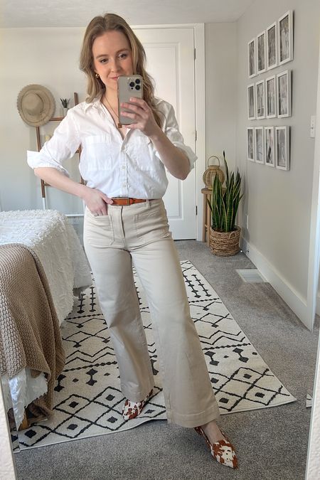 100% into these patch pocket wide leg pants that come in petite!! Wearing 0 petite (size down if you’re between sizes) perfect to pair with a pointed toe shoe & white button down. Great for work or casual wear

#LTKworkwear #LTKstyletip #LTKsalealert