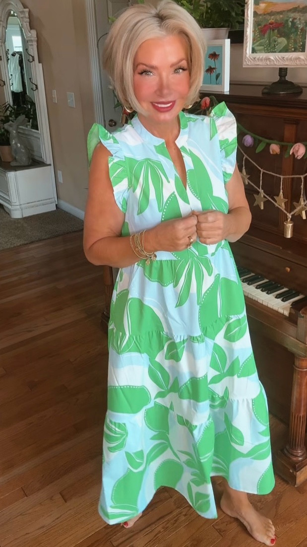 Oh hello Mary Square use code KARI to save $$$

#LTKSpringSale #LTKootd #LTKSaleAlert