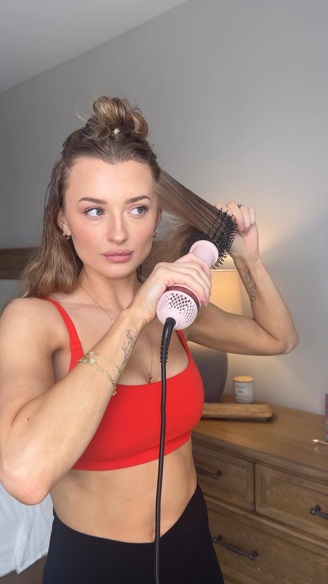 If it’s not a blow dryer + round brush, it’s this blow dry brush! Perfect for a quick blowout and I love using it to freshen up my daughter’s hair too. Must have in my opinion! #LTKhair 

Hair tools 
Hair care 
Blow out 
Blow dry brush 
Amazon find 
L’ange 
Hair hack 

#LTKBeauty