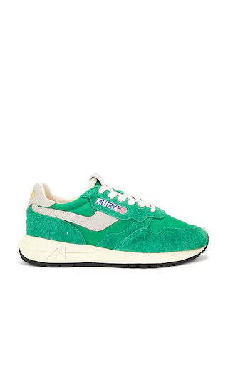 Reelwind Sneaker in White & Green | Revolve Clothing (Global)