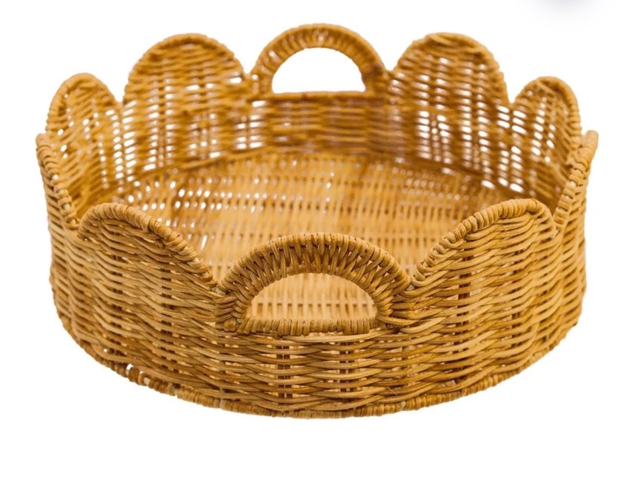 Cutest scalloped tray🤍

#LTKHome #LTKSeasonal