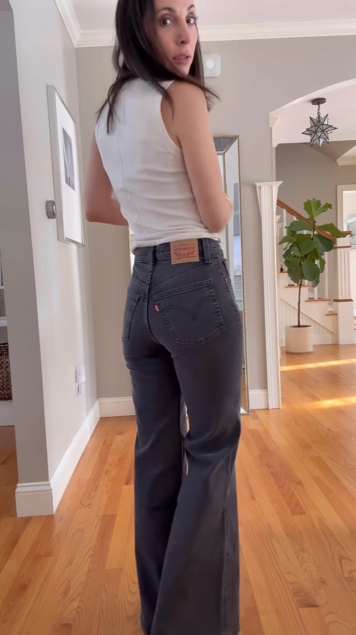 Black jeans run true to size- highly recommend grabbing a couple colors! 


#LTKgrwm #LTKmomlife #LTKootd