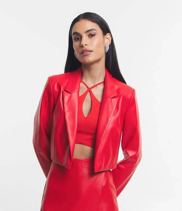 Blazer Cropped em Pu com Ombreiras Vermelho | Renner (BR)