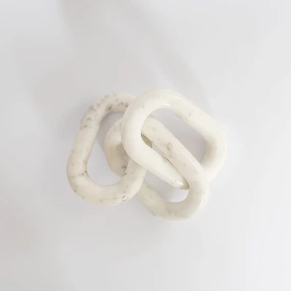 White Marble 3-link Chain Sculpture | Etsy UK | Etsy (UK)