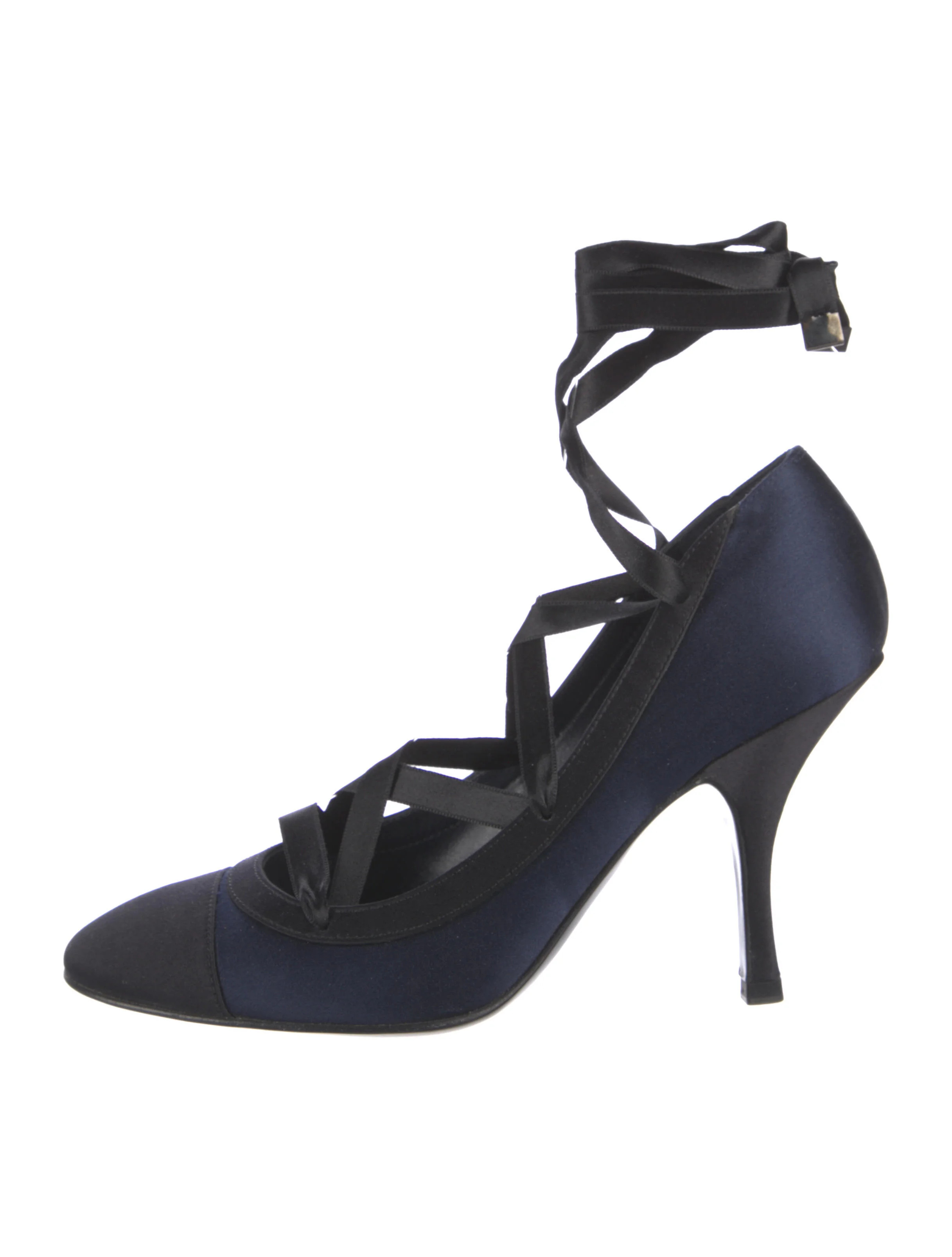 Interlocking CC Logo Satin Pumps | The RealReal