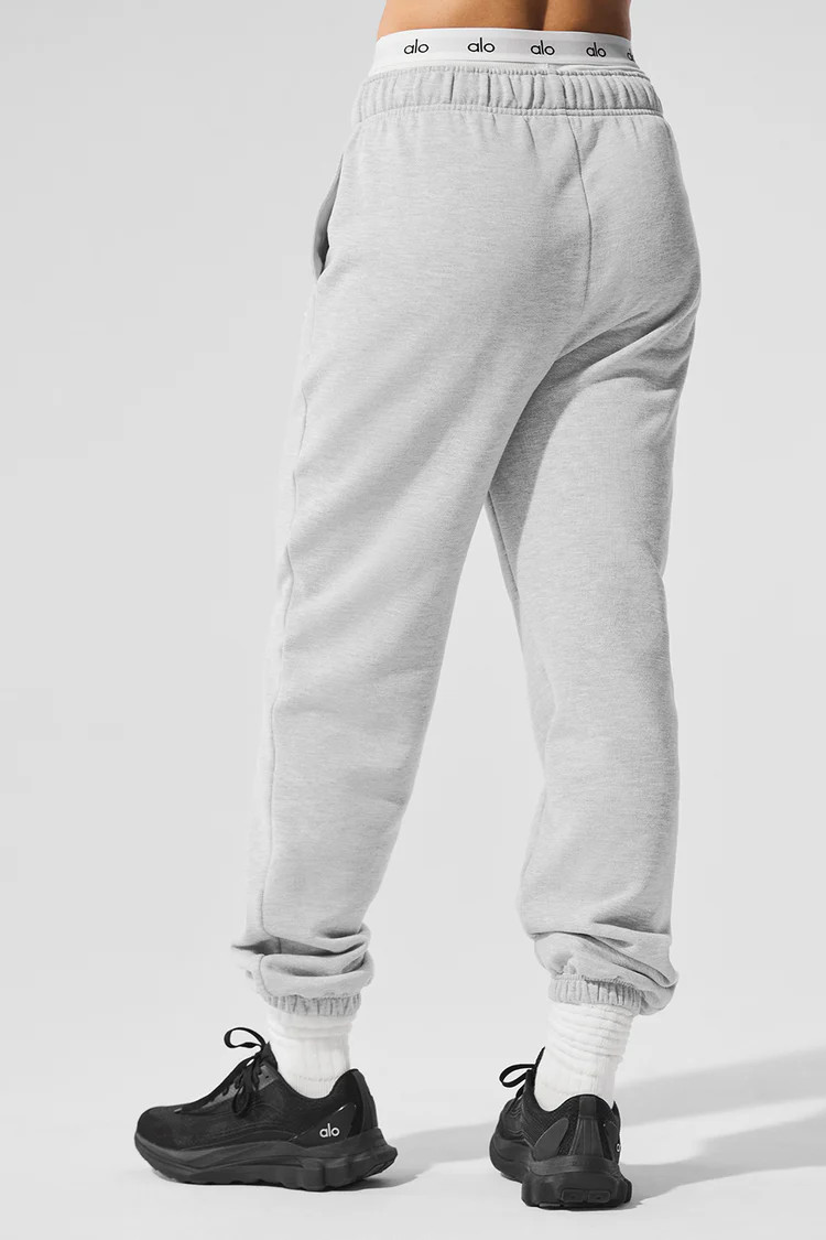 Accolade Sweatpant | Alo Yoga (US)