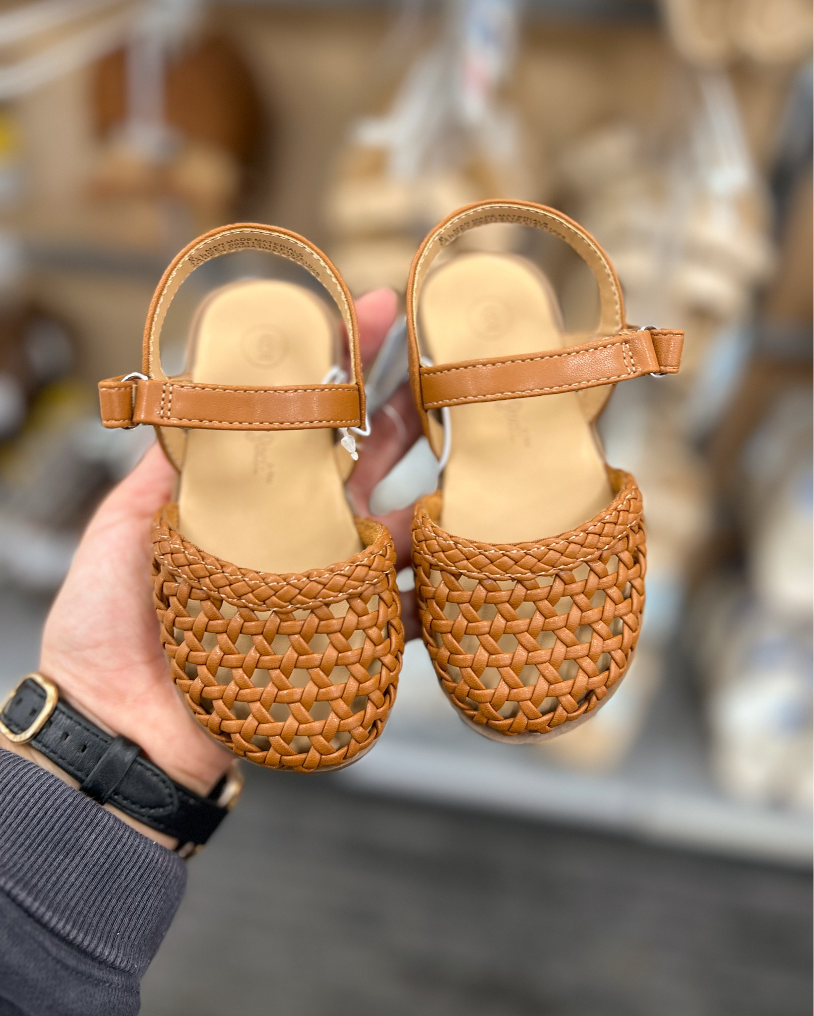 40% off toddler sandals

Target finds, Target style, kids shoes 

#LTKSpringSale 
