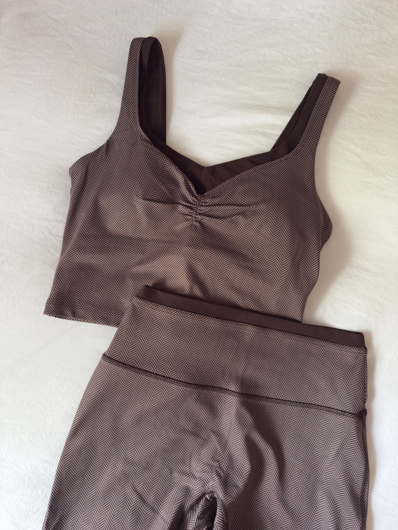 Layered workout set 🤎

#abercrombie #bikershorts #brown #herringbone #pattern #ypb #activewear #pilates #yoga #outfit

#LTKfitnessgoals #LTKActive #LTKMidsize