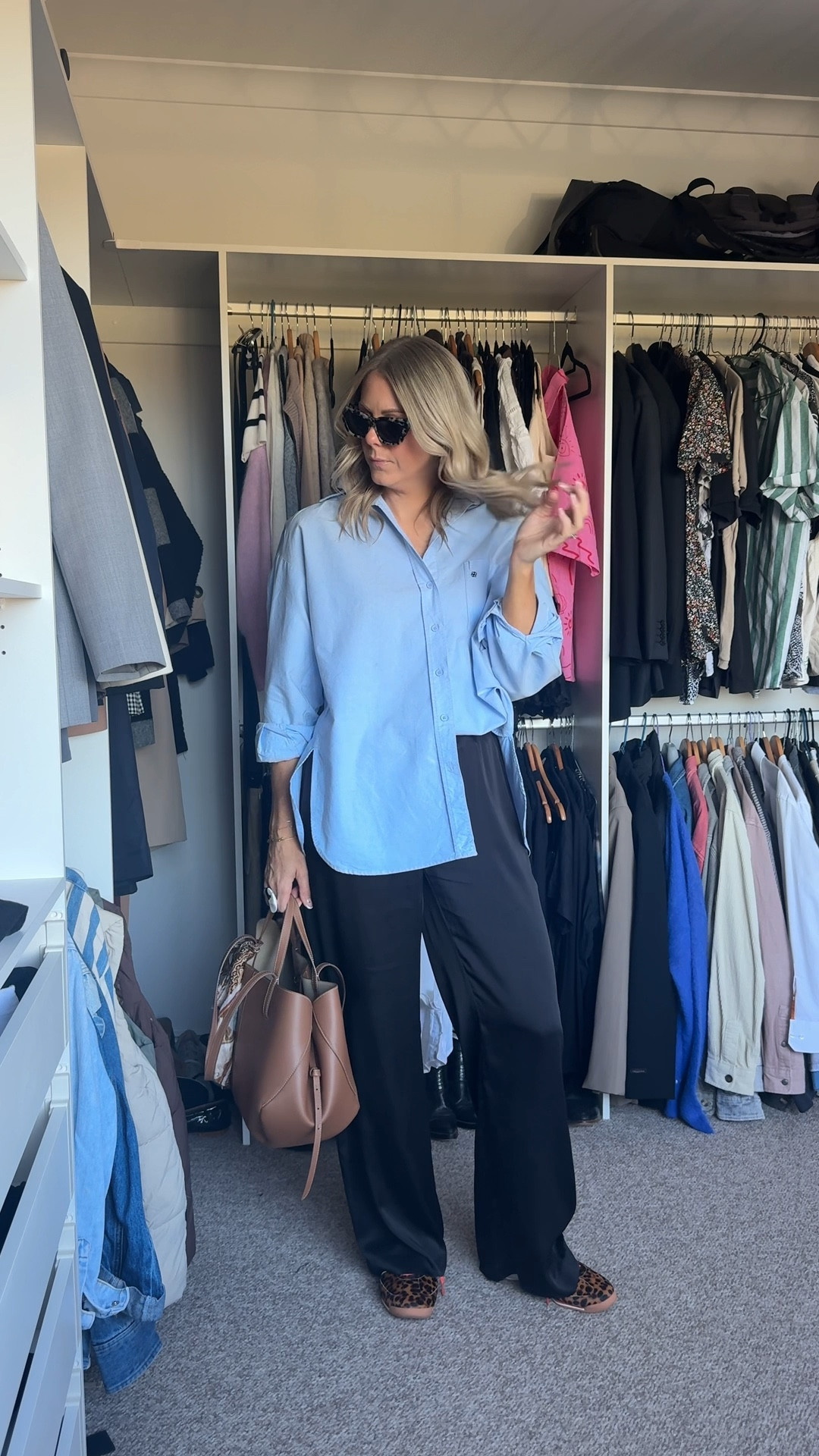 Tuesdays in satin pants and oversized shirts 💙🖤

#LTKaustralia #LTKworkwear #LTKstyletip