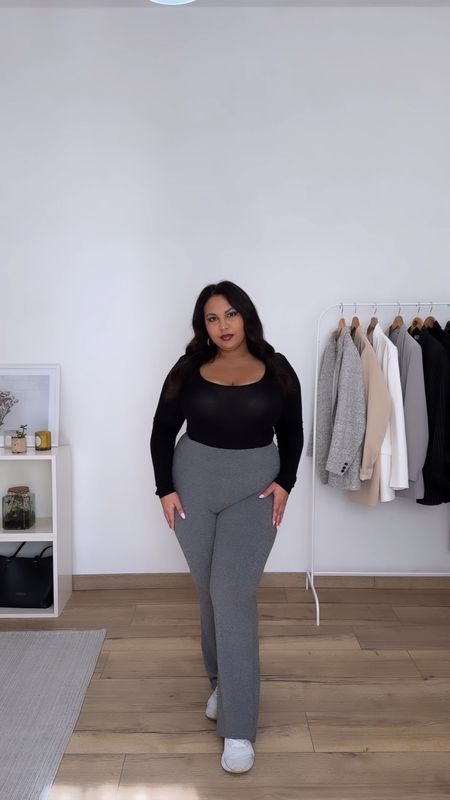 3 must have leggings for curves 🤍 
Black, light grey and dark grey. Super high waisted and soft!
Wearing size 1XL

#curvyleggings #leggings #activewear #loungewear #highwaistedleggings

#LTKmidsize #LTKActive #LTKplussize