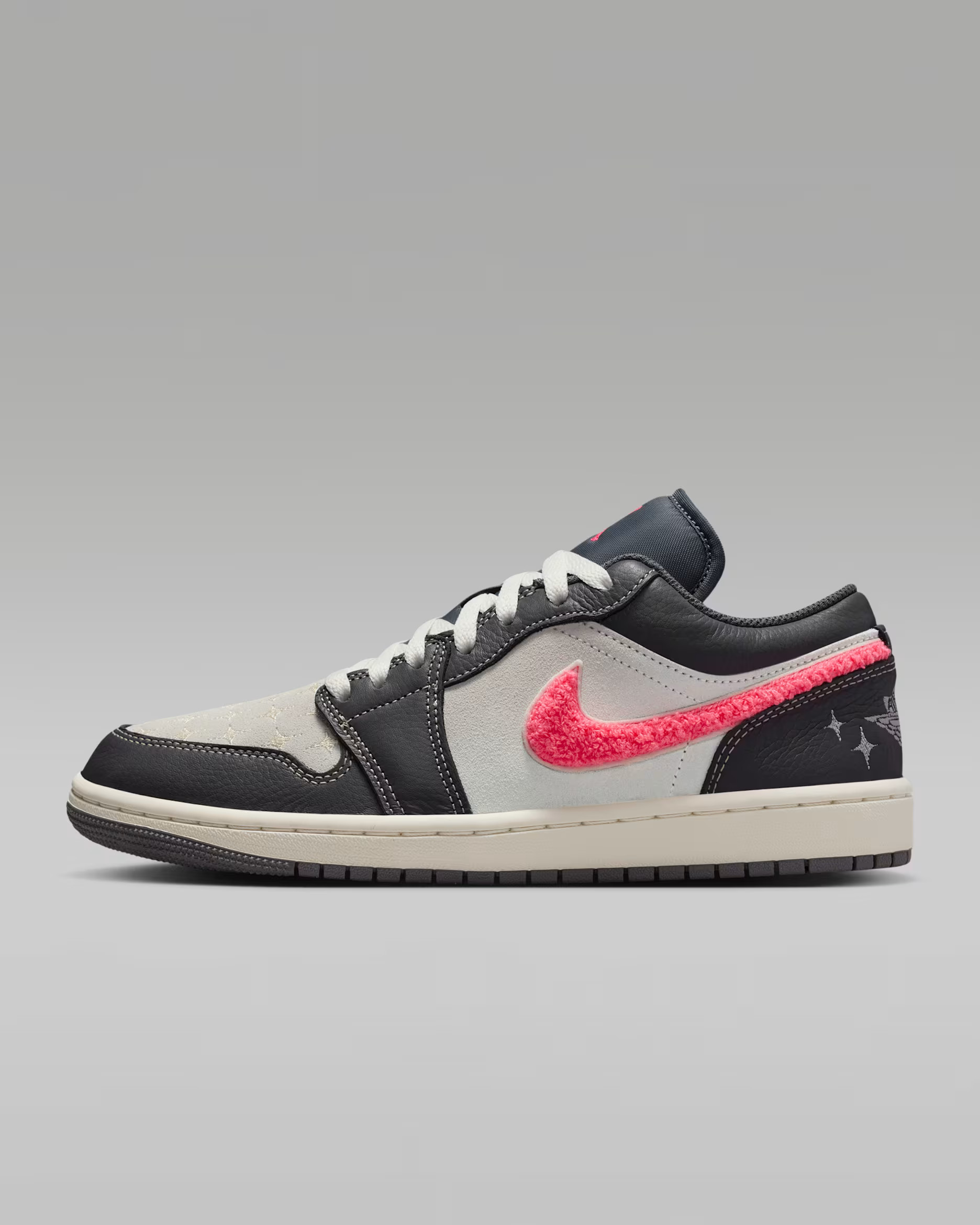 Air Jordan 1 Low Women's Shoes | Nike (US)