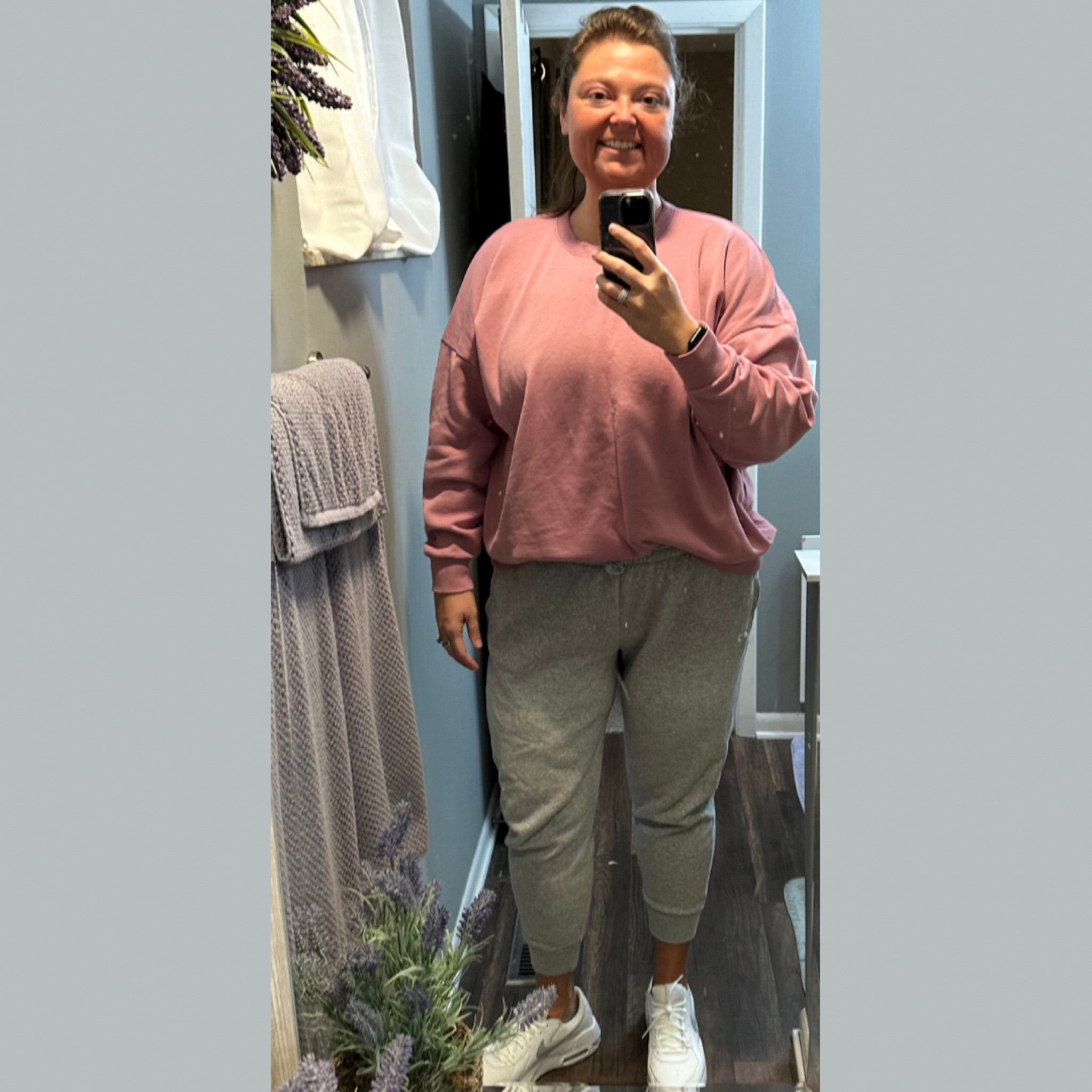 It’s too cold for anything but comfy sweats.

#LTKSeasonal #LTKfindsunder100 #LTKsalealert