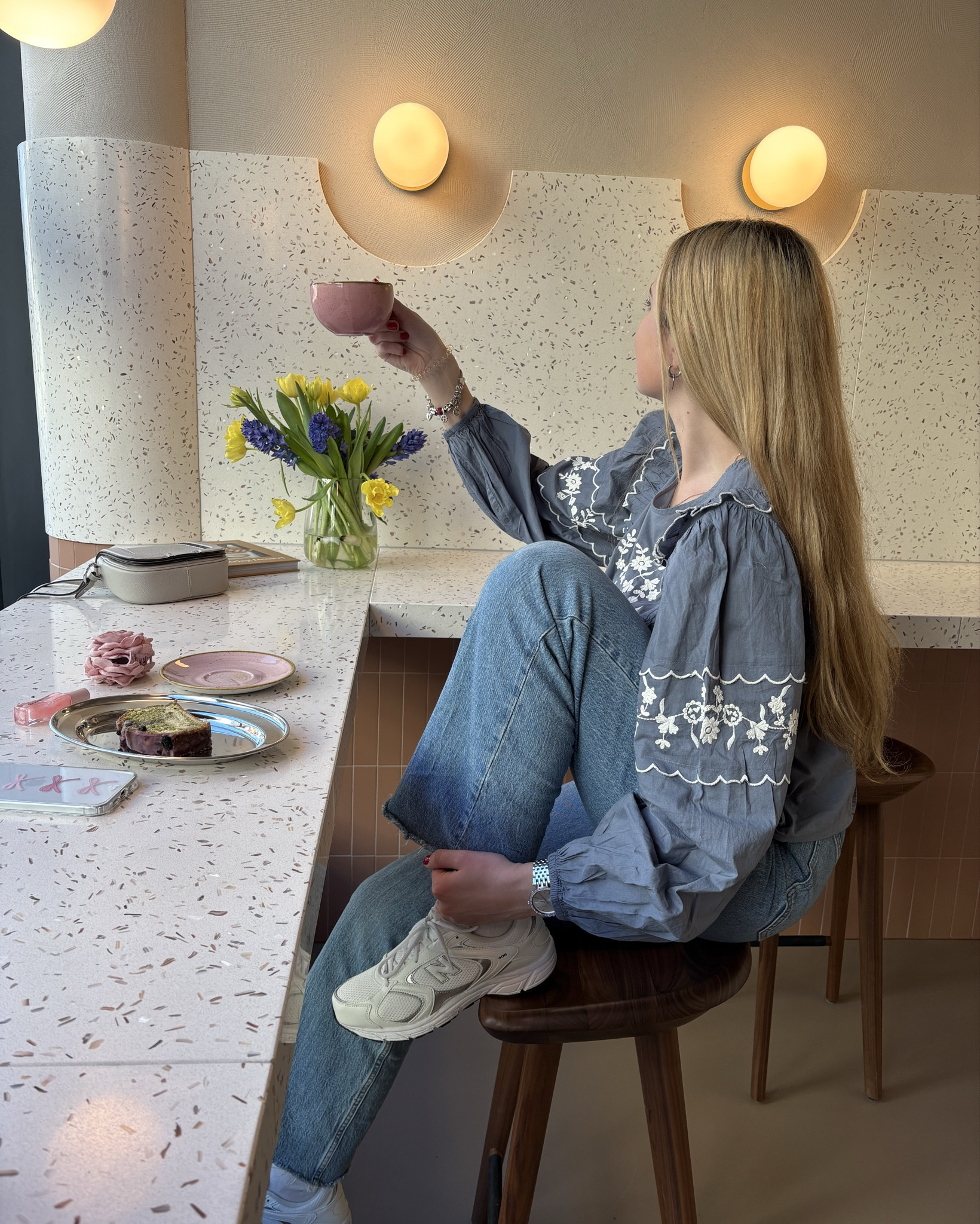 Most comfortable shoes🤍✨

#LTKSeasonal #LTKGiftGuide #LTKShoeCrush