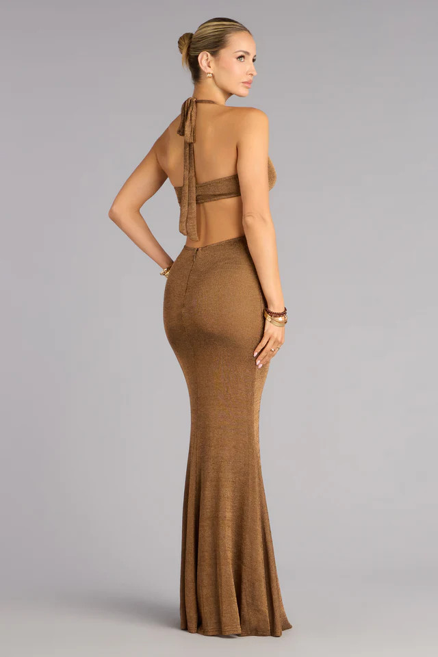 Laren Metallic Halter Mermaid Formal Dress | Windsor Stores
