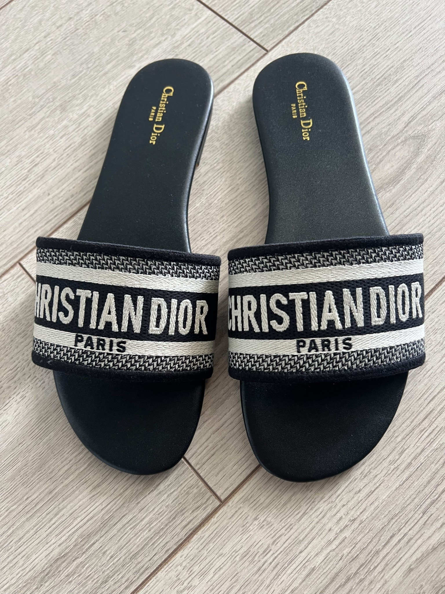 Designer Dupe Sandals for less! These are so cute for summer. 

#LTKFindsUnder50 #LTKShoeCrush #LTKStyleTip
