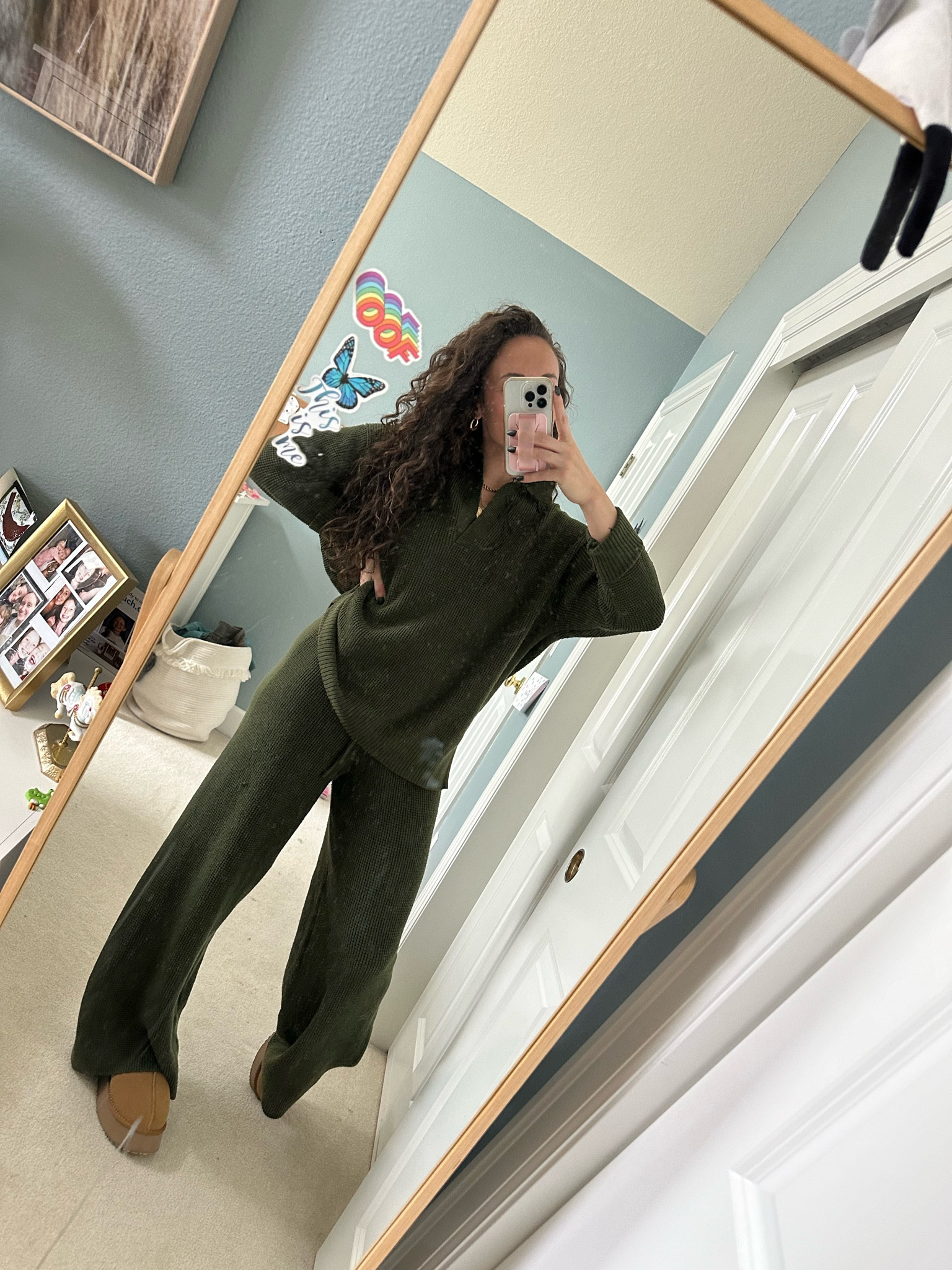 Knit Amazon matching set of dreams is on sale 😍 plus the best Ugg doops and a gorgeous, affordable necklace stack.

#LTKCyberWeek #LTKSaleAlert #LTKGiftGuide