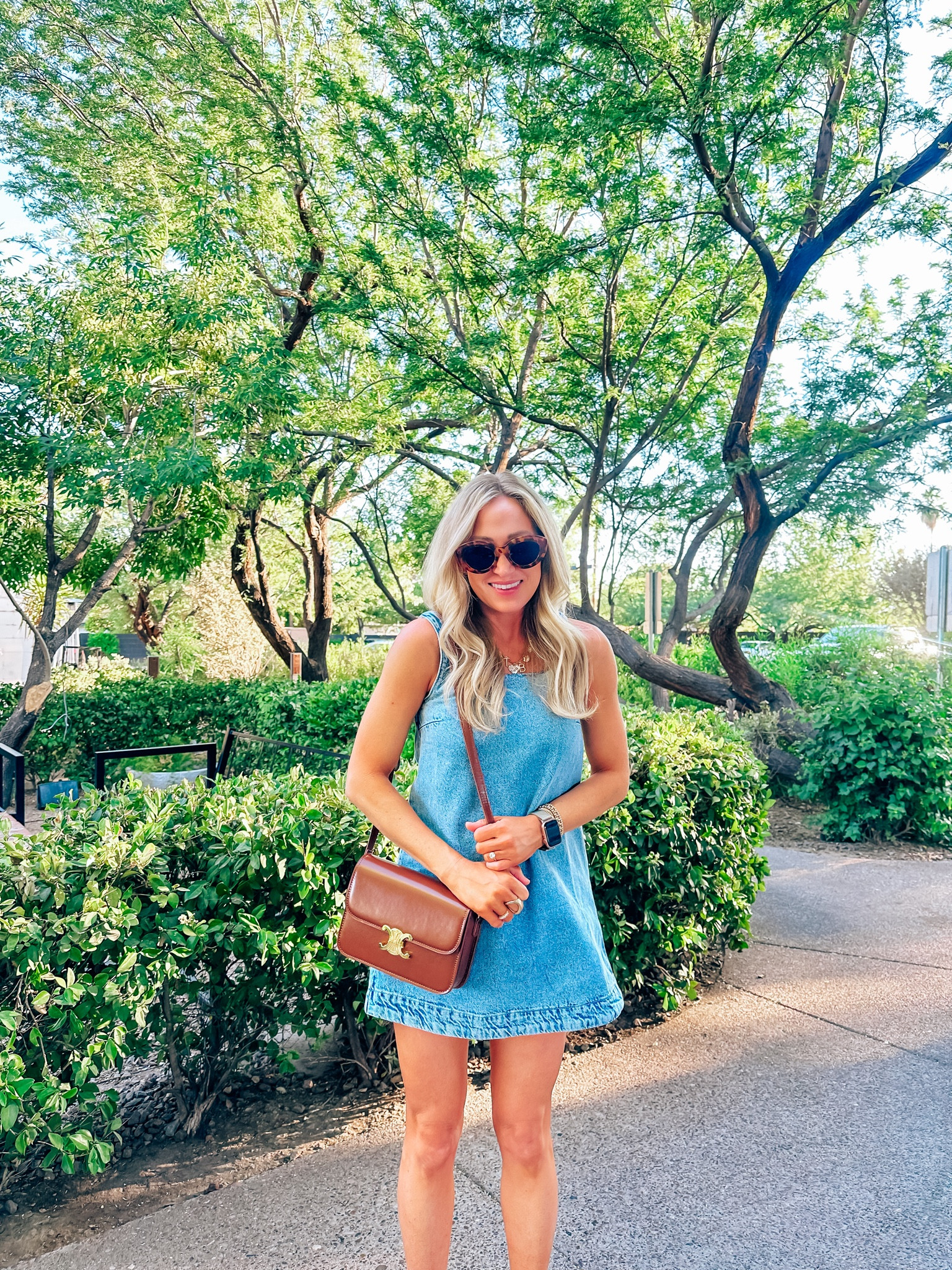 Denim dress similar to mine!!! Runs tts 

#LTKStyleTip #LTKFindsUnder100