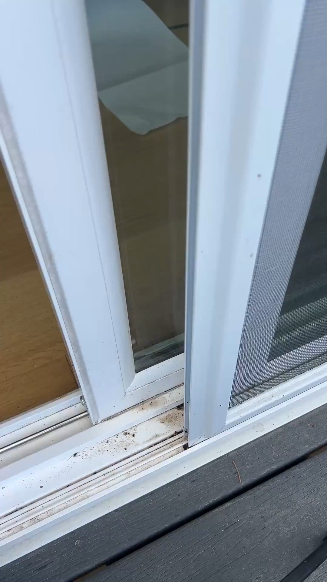 The best steam cleaner I have used! This is a necessity in my home 🙌🏼

Steam cleaner - Home improvement - Cleaning - Cleaning essentials 

#LTKWatchNow 

