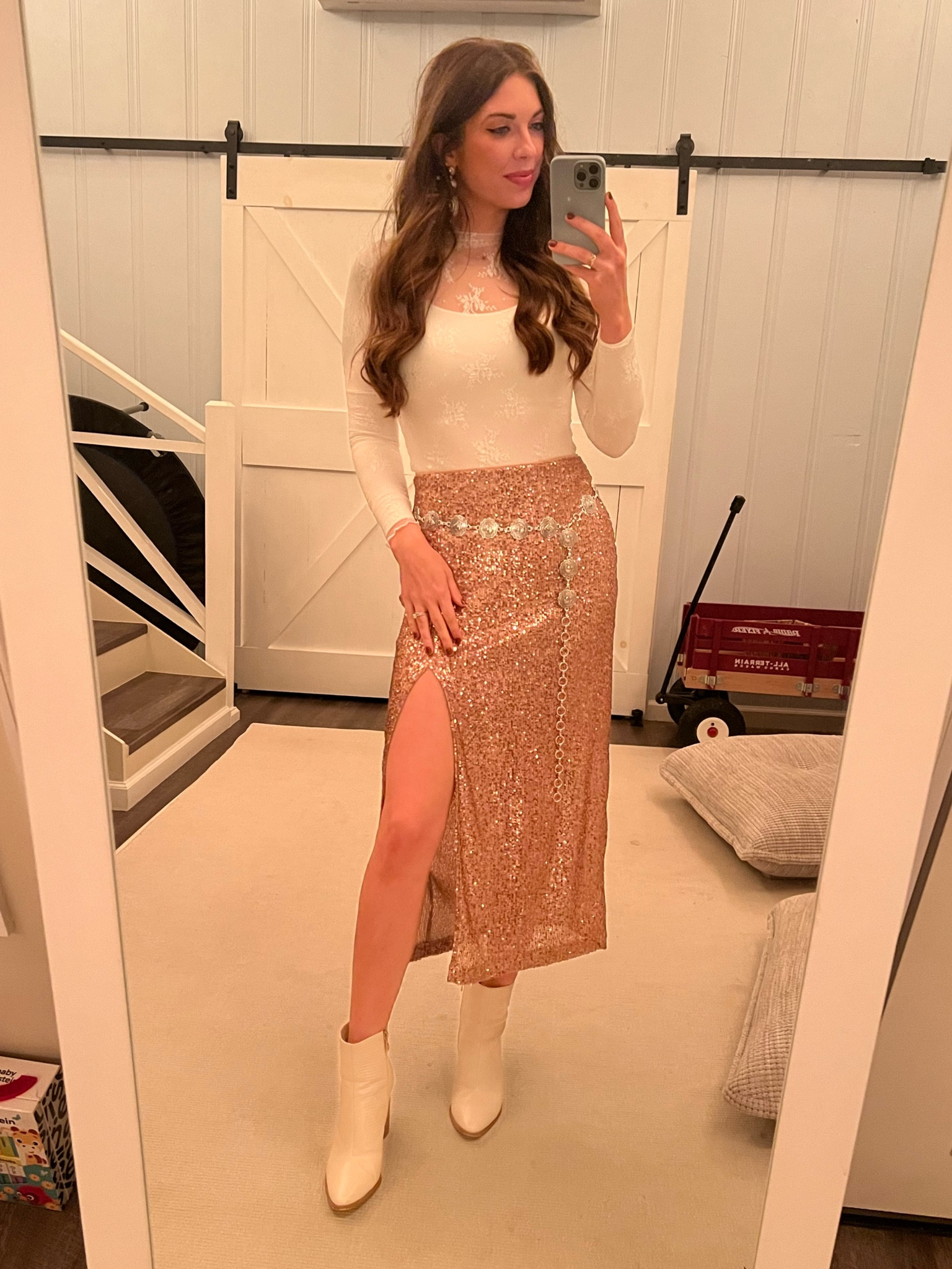 What I wore to my show, last night 🤍

Country concert outfit, sequin midi skirt, western fashion, lace mesh long sleeve top, western booties, nashville outfit

#LTKStyleTip #LTKShoeCrush #LTKFindsUnder100