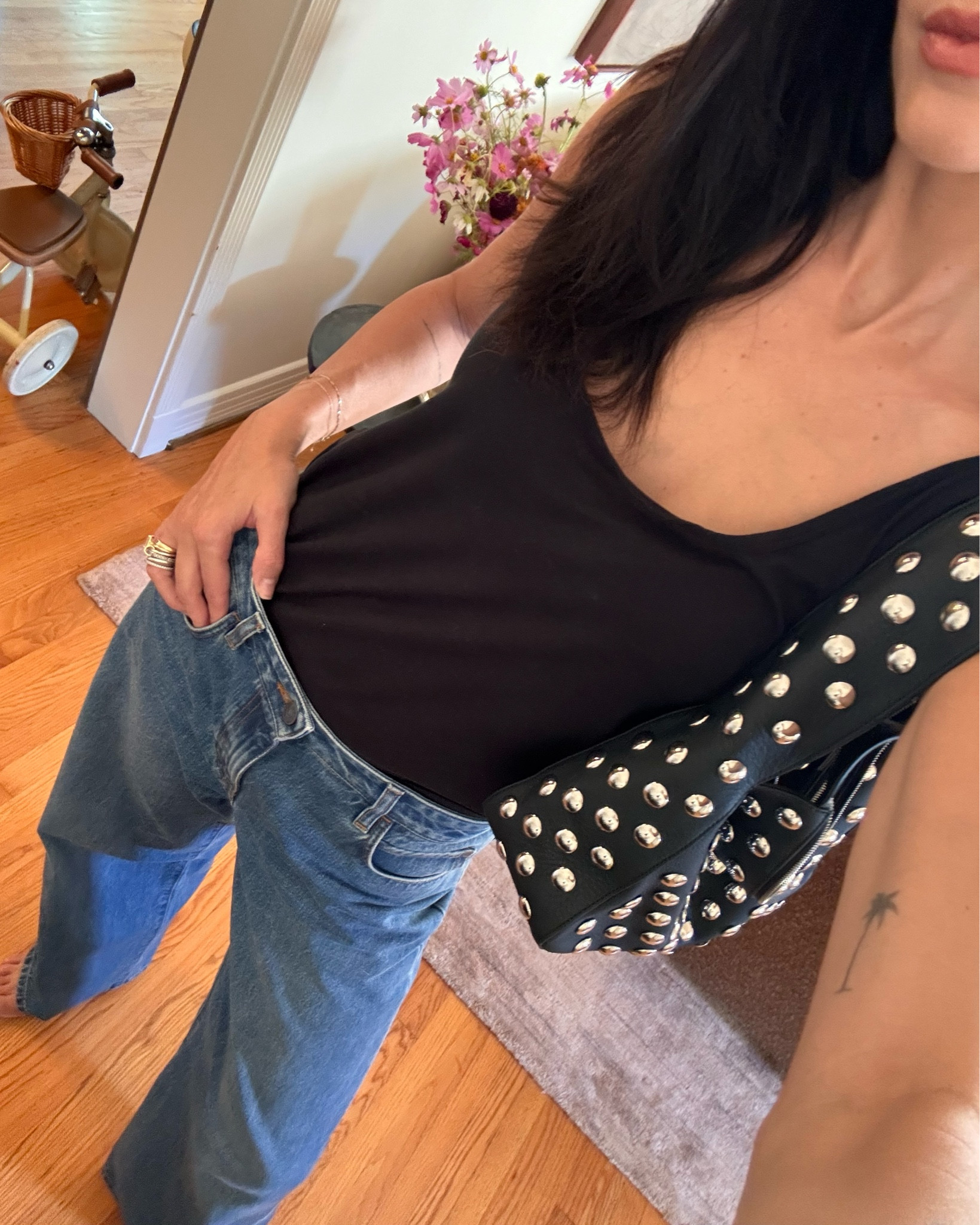 Today’s look🖤

#LTKStyleTip #LTKItBag