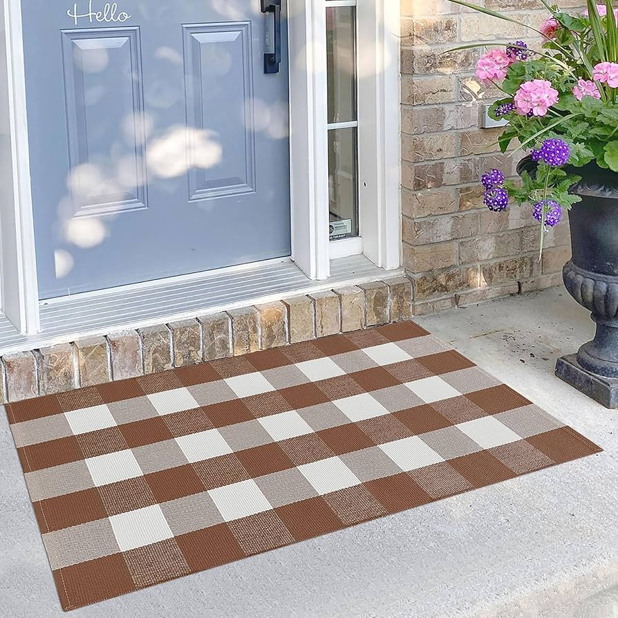 KILOCOCO Buffalo Plaid Checkered Rug 27.5x43 Inches Front Door Mat Outdoor Brown and White Rug Co... | Amazon (US)
