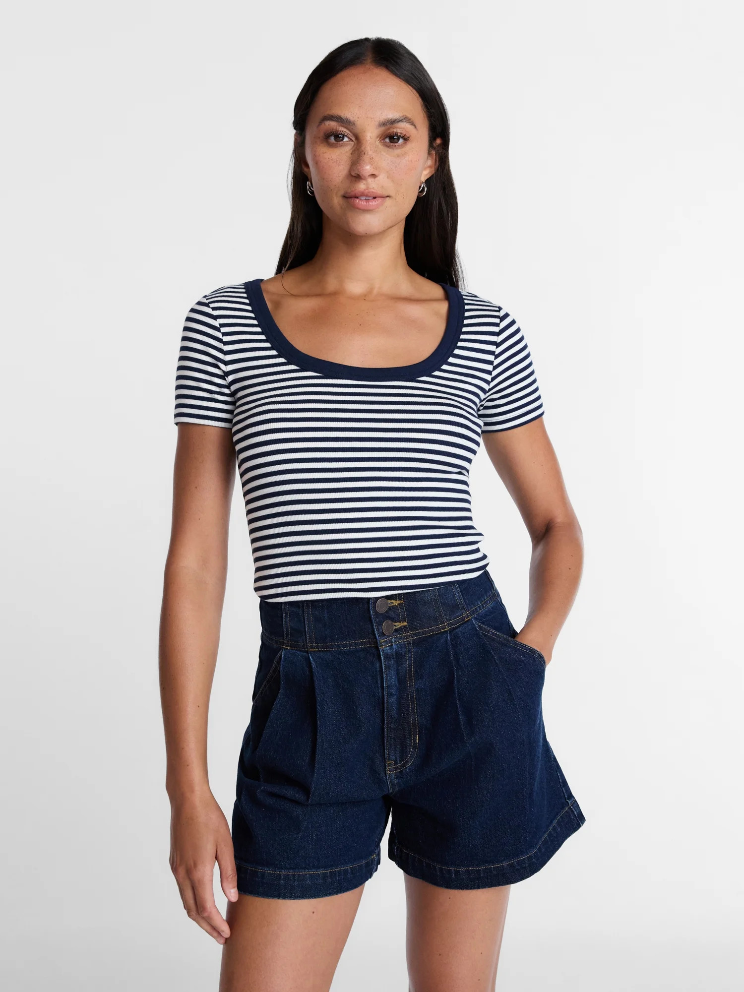 Time and Tru Women's Ribbed Scoop Neck Tee with Short Sleeves, Sizes XS-XXXL | Walmart (US)