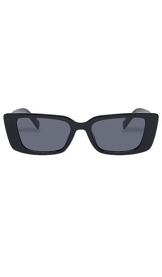 Novae Sunglasses in Black | Revolve Clothing (Global)