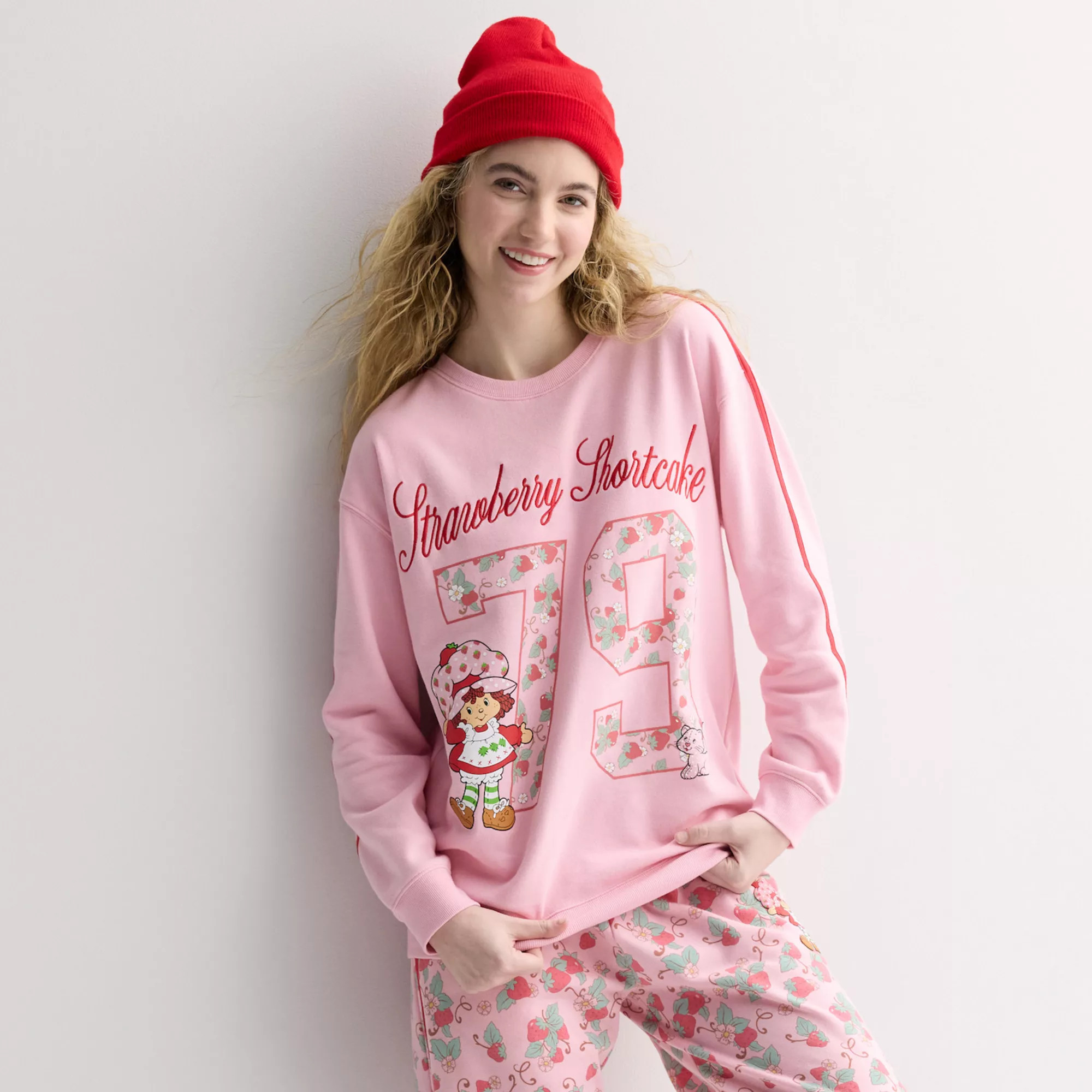 Juniors' Strawberry Shortcake Graphic Fleece Pullover | Kohl's