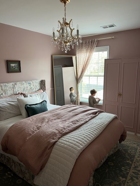 Guest room pink room pink duvet throw pillow chandelier 

#LTKhome