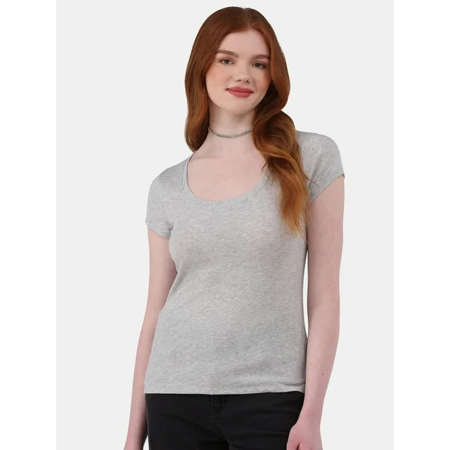 No Boundaries Scoop Neck Tee with Short Sleeves, Women's | Walmart (US)